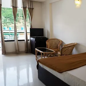 Royal Nest Hotel
